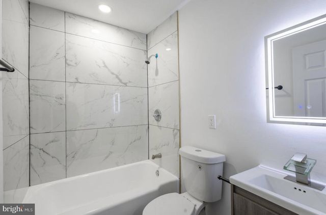 3905 8TH ST, Baltimore, MD 21225