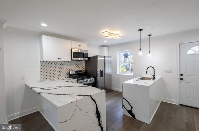3905 8TH ST, Baltimore, MD 21225