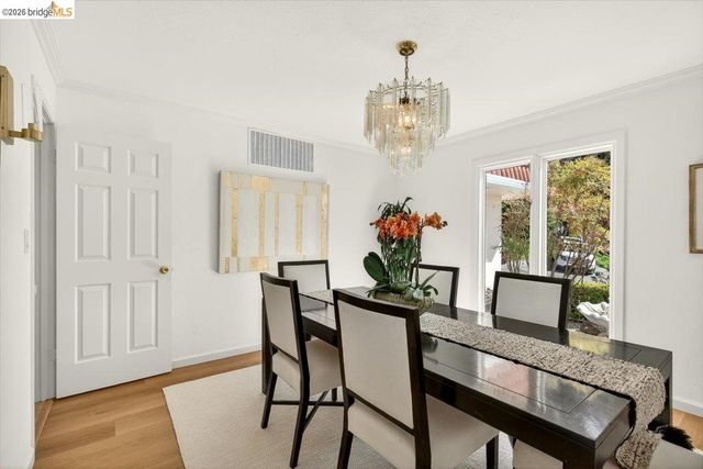 10565 Englewood Drive, Oakland, CA 94605