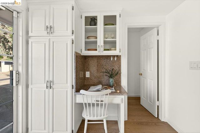 10565 Englewood Drive, Oakland, CA 94605