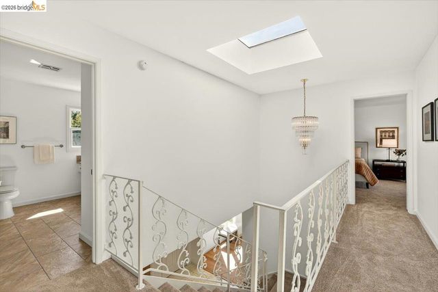 10565 Englewood Drive, Oakland, CA 94605