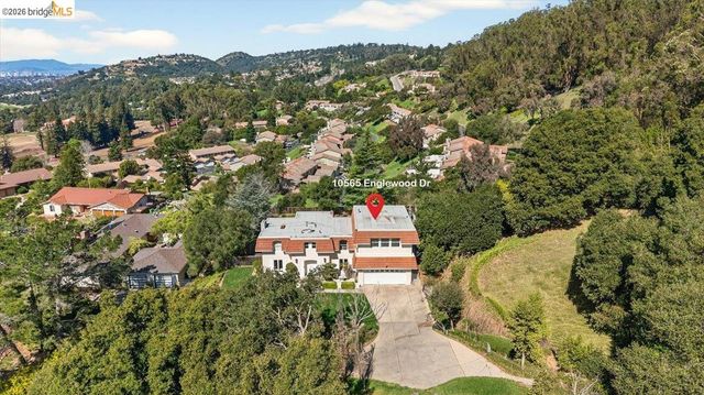 10565 Englewood Drive, Oakland, CA 94605