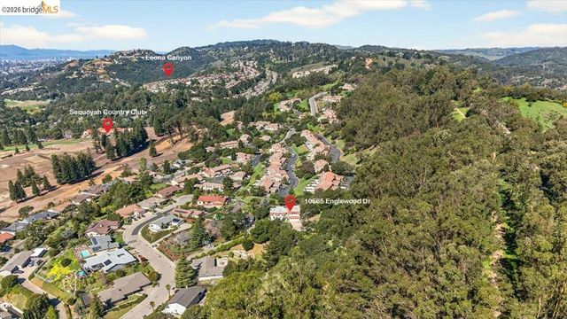 10565 Englewood Drive, Oakland, CA 94605