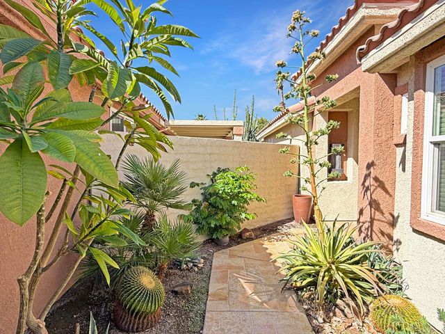 42811 Edessa Street, Palm Desert, CA 92211