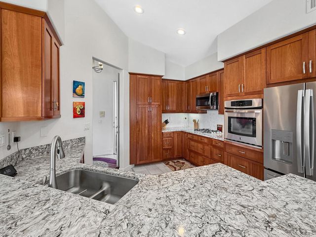 42811 Edessa Street, Palm Desert, CA 92211