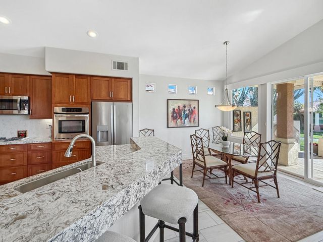 42811 Edessa Street, Palm Desert, CA 92211