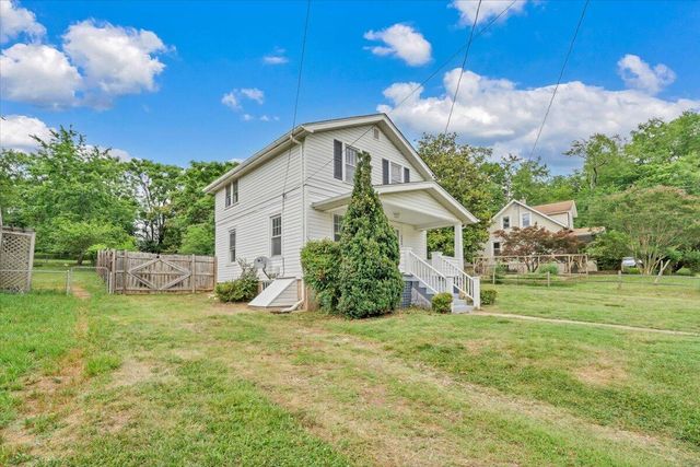 1364 Rose AVE SE, Roanoke, VA 24014