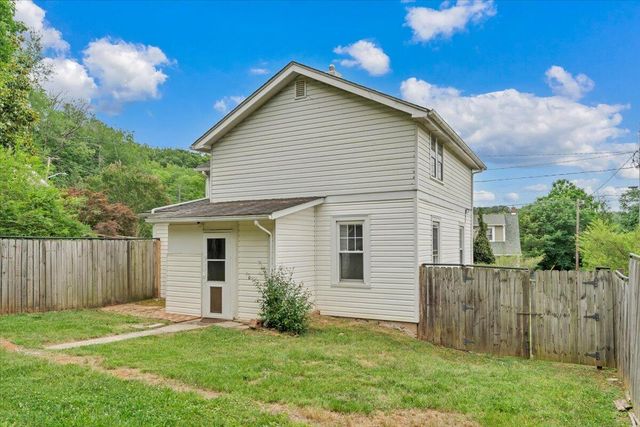 1364 Rose AVE SE, Roanoke, VA 24014