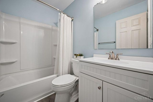 5984 Woodsbend Drive, Miami Twp, OH 45150