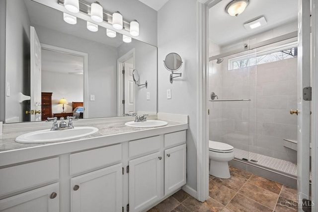 5984 Woodsbend Drive, Miami Twp, OH 45150