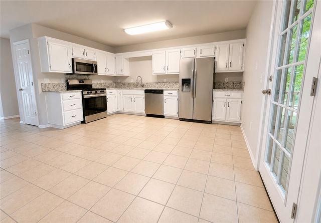 1 Mills Lane, Bella Vista, AR 72714