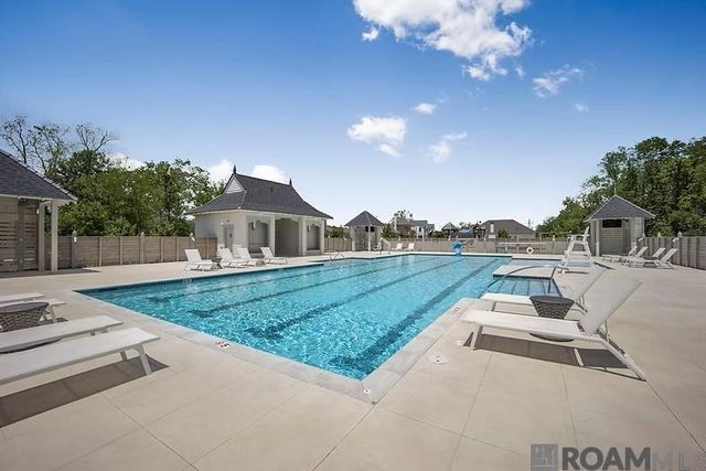 2828 Pointe-marie Dr, Baton Rouge, LA 70820