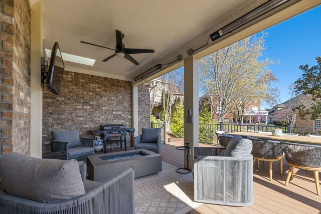 4 Winged Foot Pl, Brentwood, TN 37027