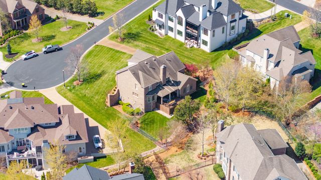 4 Winged Foot Pl, Brentwood, TN 37027