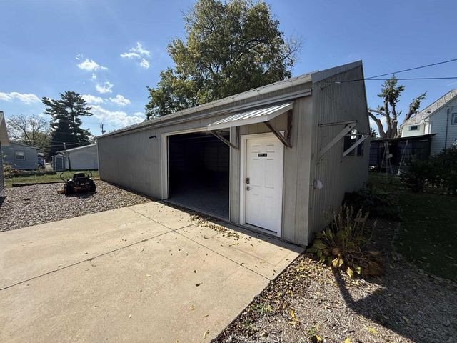 203 Linn Street, Baraboo, WI 53913