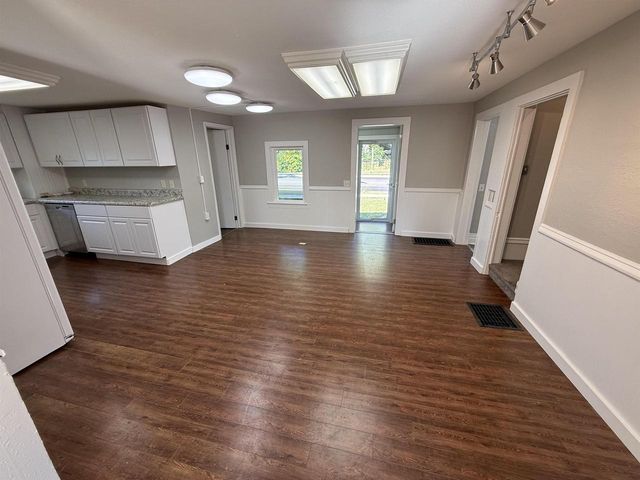 203 Linn Street, Baraboo, WI 53913