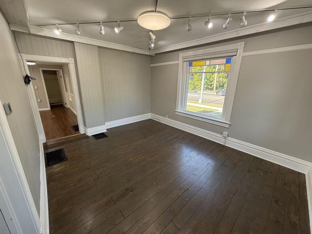 203 Linn Street, Baraboo, WI 53913