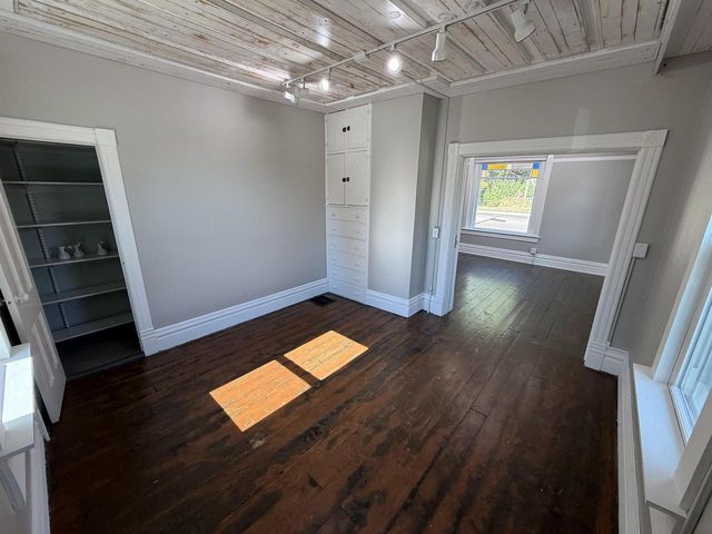 203 Linn Street, Baraboo, WI 53913