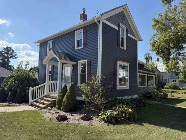 203 Linn Street, Baraboo, WI 53913