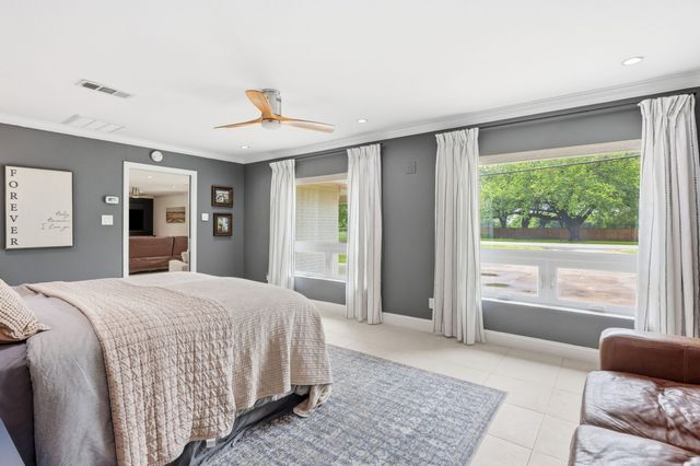2815 Roosevelt Drive, Dalworthington Gardens, TX 76016