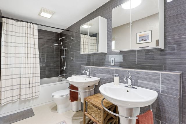 2815 Roosevelt Drive, Dalworthington Gardens, TX 76016