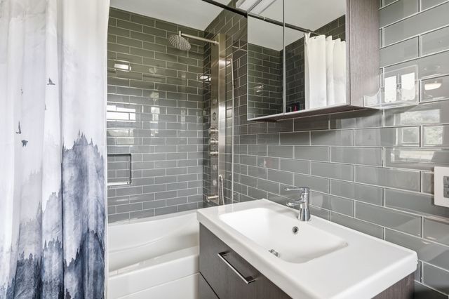2815 Roosevelt Drive, Dalworthington Gardens, TX 76016