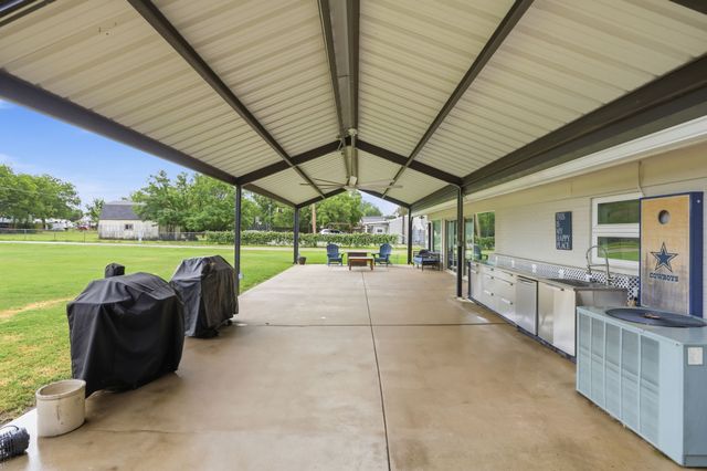 2815 Roosevelt Drive, Dalworthington Gardens, TX 76016