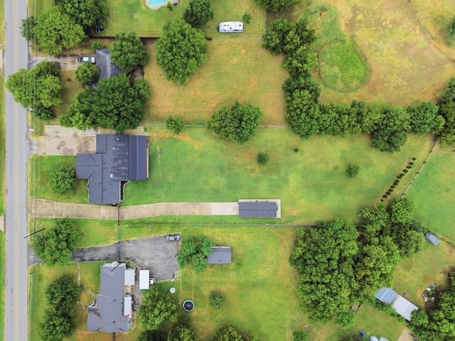 2815 Roosevelt Drive, Dalworthington Gardens, TX 76016
