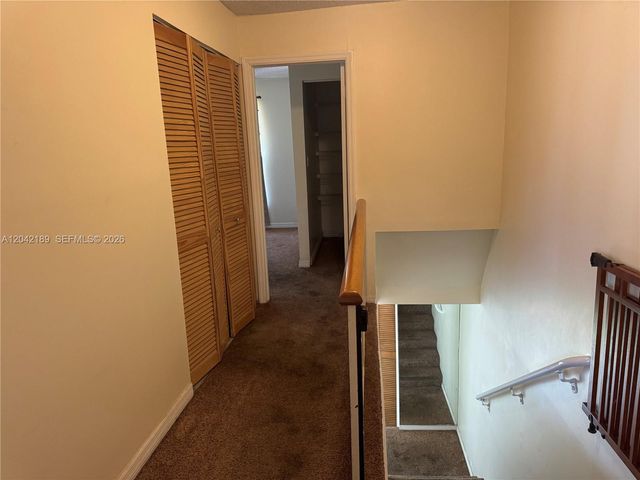 2795 NE 164th St 6, North Miami Beach, FL 33160