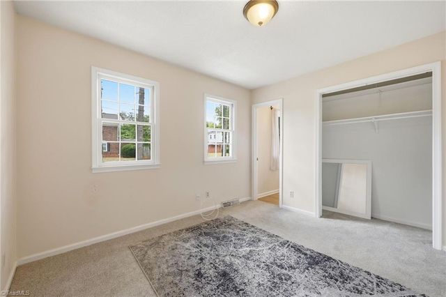 159 Charlestowne Circle, Winston-salem, NC 27103