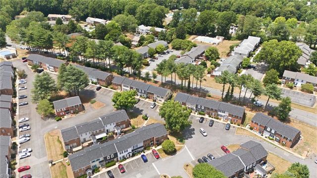 159 Charlestowne Circle, Winston-salem, NC 27103