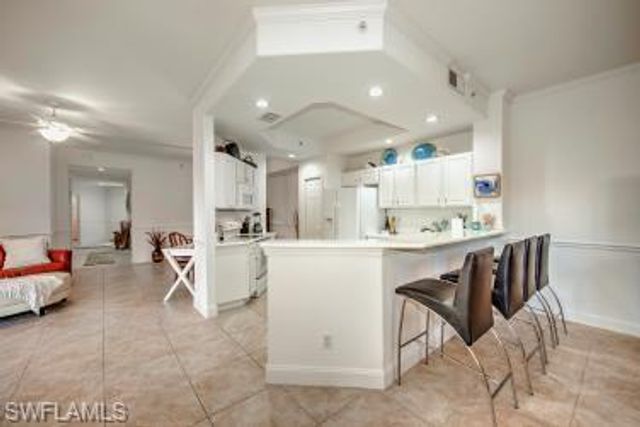 8385 Whisper Trace LN N104, Naples, FL 34114