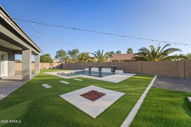 287 W CRIMSON SKY Court, Casa Grande, AZ 85122