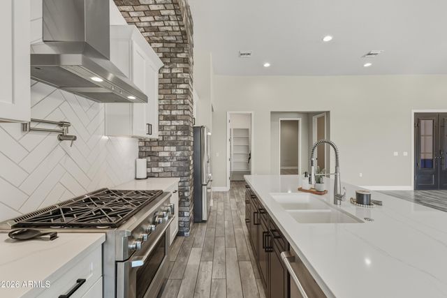 287 W CRIMSON SKY Court, Casa Grande, AZ 85122