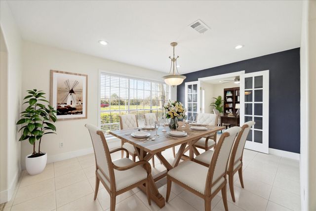 4530 T C Jester Boulevard, Houston, TX 77018