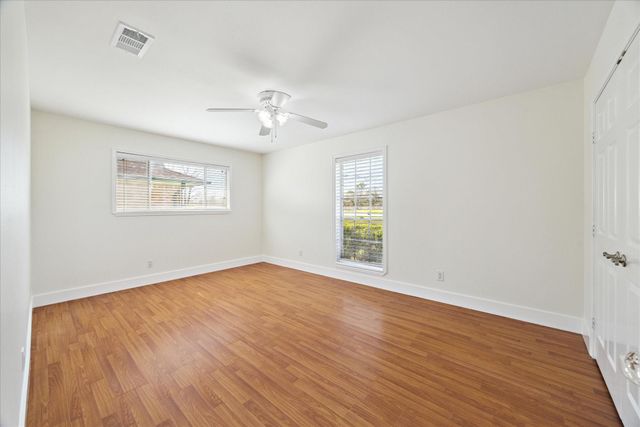 4530 T C Jester Boulevard, Houston, TX 77018