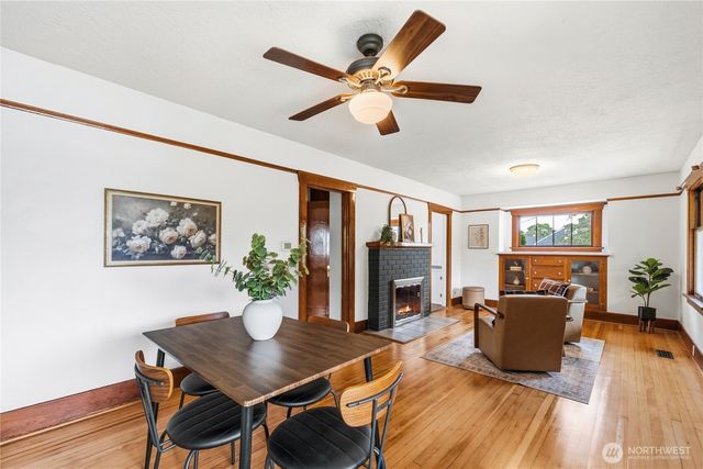4201 N 24th Street, Tacoma, WA 98406