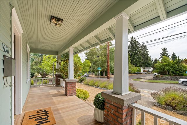4201 N 24th Street, Tacoma, WA 98406