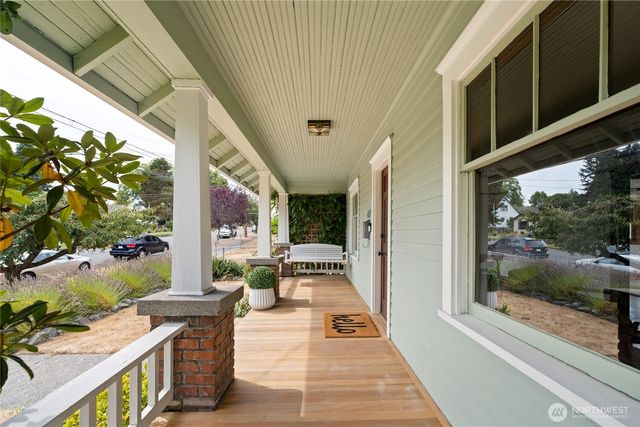 4201 N 24th Street, Tacoma, WA 98406