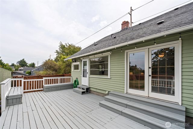 4201 N 24th Street, Tacoma, WA 98406
