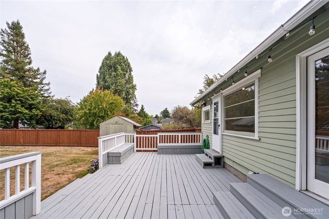 4201 N 24th Street, Tacoma, WA 98406