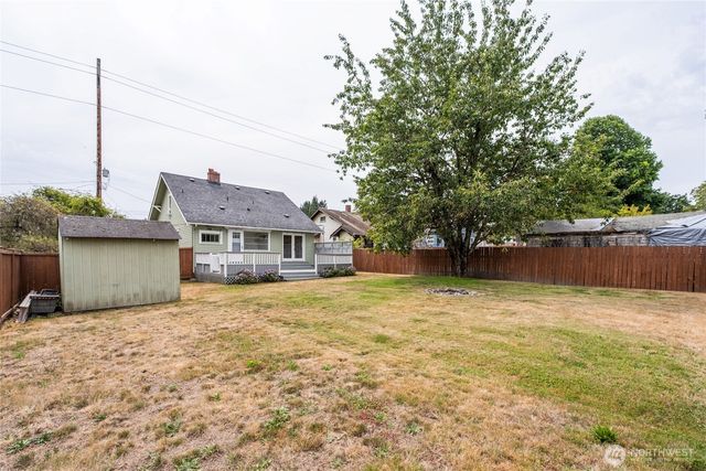 4201 N 24th Street, Tacoma, WA 98406