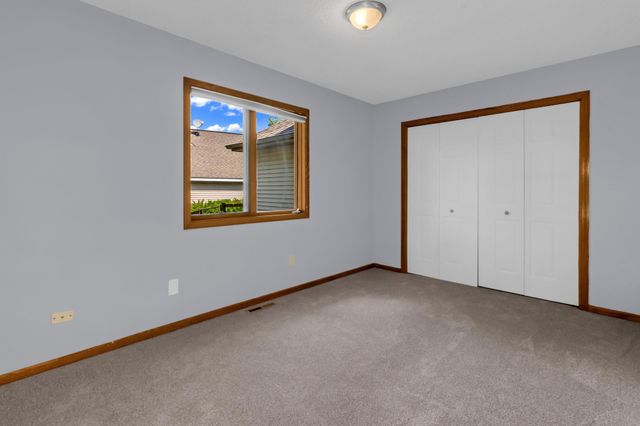 13992 W Virginia Avenue, Savage, MN 55378