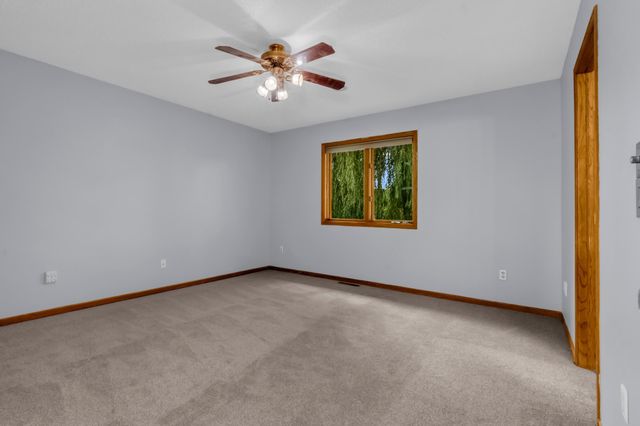 13992 W Virginia Avenue, Savage, MN 55378