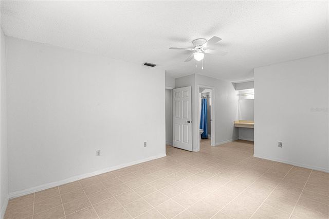 10938 SW 84TH AVENUE, Ocala, FL 34481