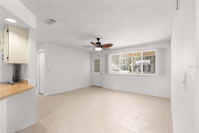 10938 SW 84TH AVENUE, Ocala, FL 34481