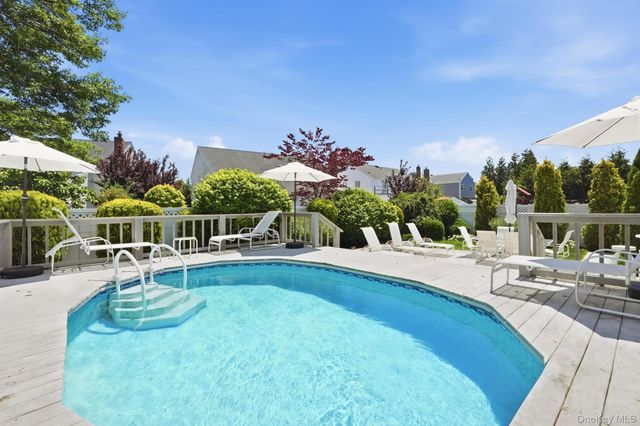 3929 Carrel Boulevard, Oceanside, NY 11572
