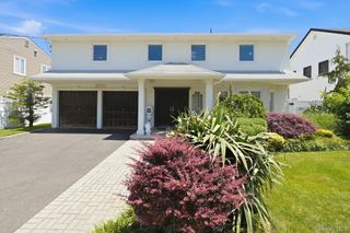 3929 Carrel Boulevard, Oceanside, NY 11572