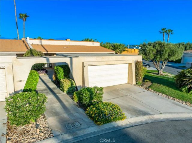 80071 Palm Circle Drive, La Quinta, CA 92253