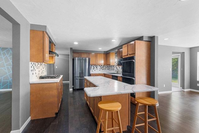 2354 EAST RIVER DRIVE, Green Bay, WI 54301